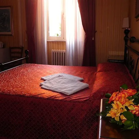 Sleeping Beauty Affittacamere 3*
